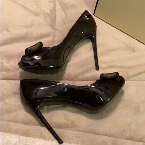 Louis Vuitton Damier Valentine Heels - Picture 6 of 8